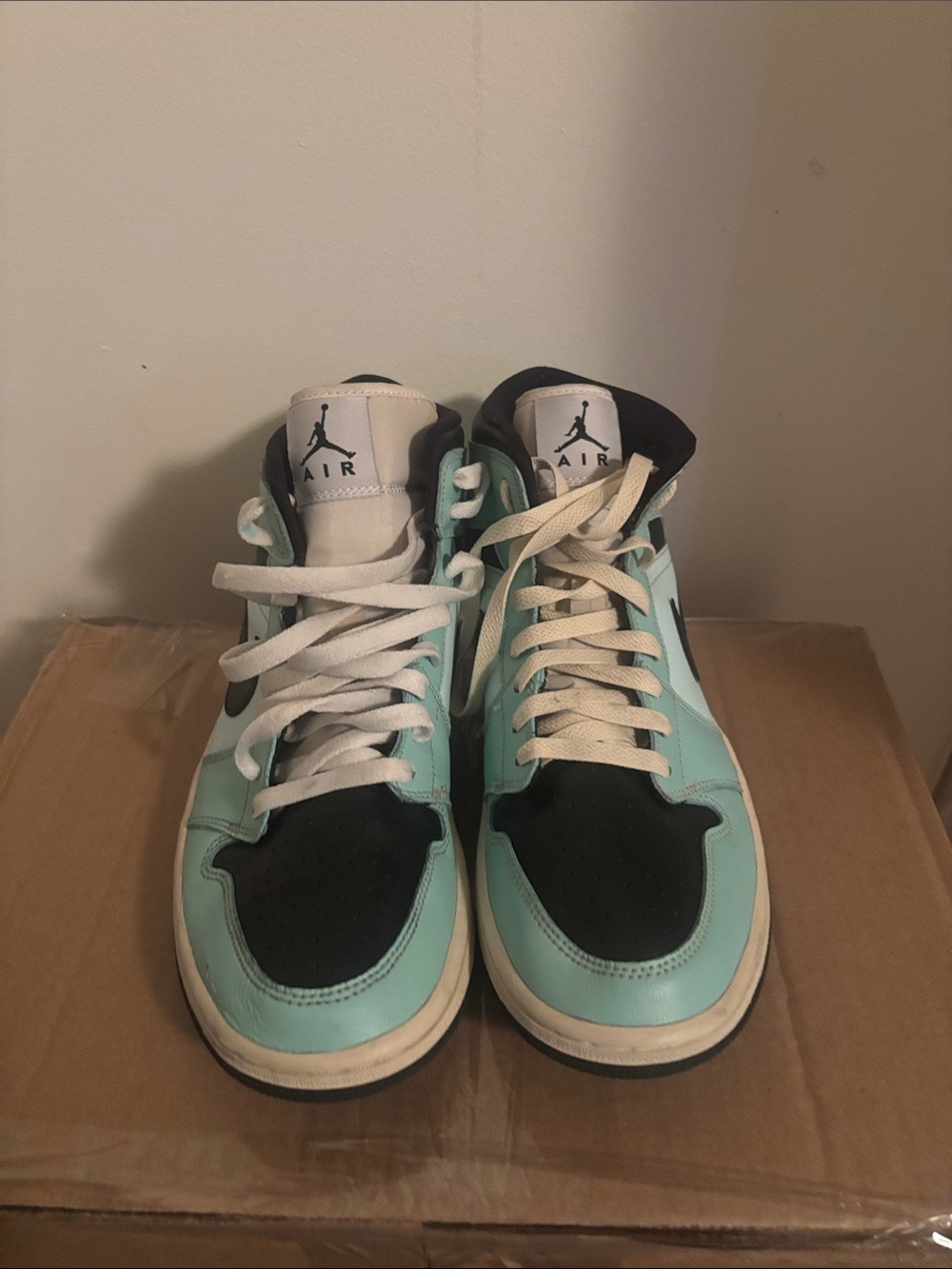 Jordan Kids High-Top Sneakers in Mint and Black